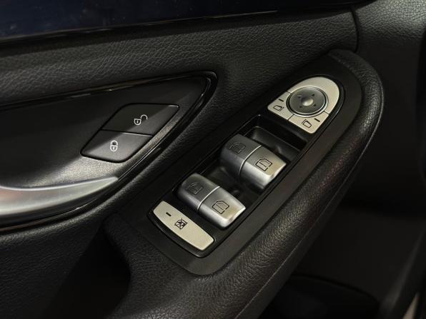 Mercedes-Benz C-Класс IV (W205) с пробегом 2018 года, цена 2 000 000 рублей, 153791 км, седан, Автокод Объявления