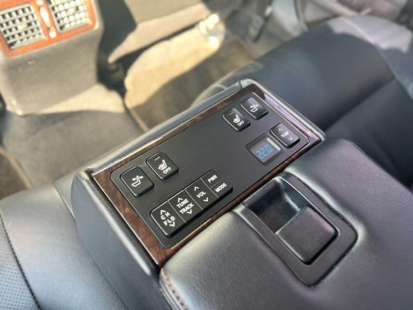 Toyota Camry VII (XV50) Рестайлинг с пробегом 2015 года, цена 1 950 000 рублей, 220000 км, седан, Автокод Объявления