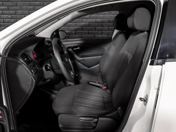 Volkswagen Polo V Рестайлинг с пробегом 2018 года, цена 1 150 000 рублей, 102282 км, седан, Автокод Объявления