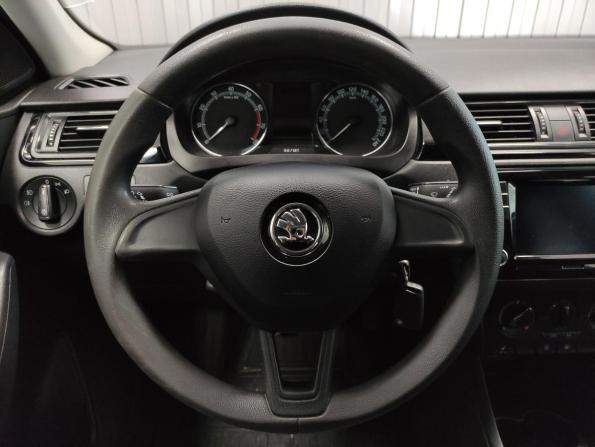Skoda Rapid I Рестайлинг с пробегом 2019 года, цена 1 128 000 рублей, 82545 км, лифтбек, Автокод Объявления