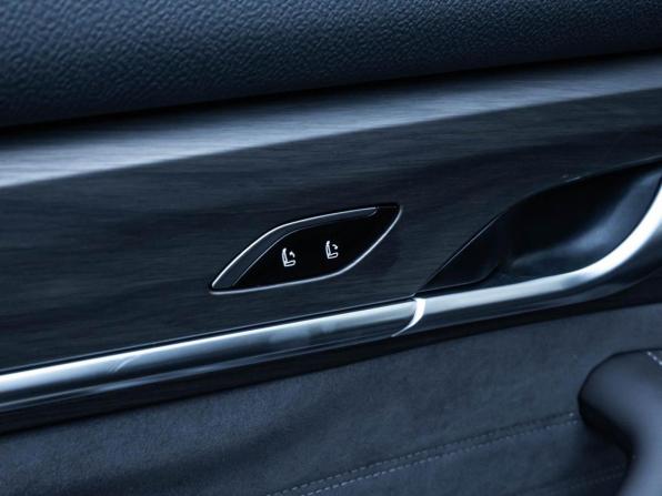 Geely Monjaro I Рестайлинг 2 с пробегом 2025 года, цена 4 095 000 рублей, 59 км, внедорожник, Автокод Объявления