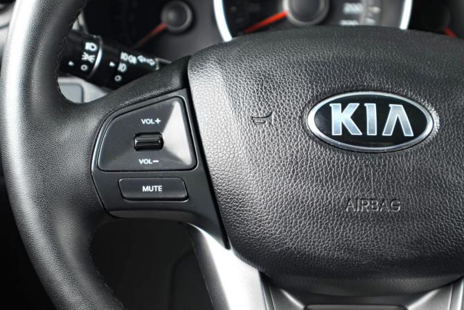 Kia Rio III с пробегом 2014 года, цена 929 000 рублей, 197000 км, седан, Автокод Объявления