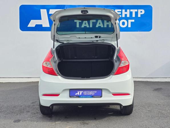 Hyundai Solaris I Рестайлинг с пробегом 2015 года, цена 999 000 рублей, 143310 км, хэтчбек, Автокод Объявления