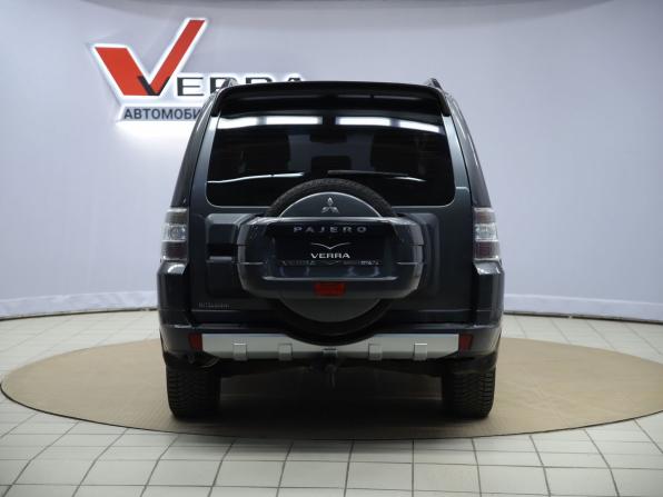 Mitsubishi Pajero IV Рестайлинг 1 с пробегом 2013 года, цена 1 930 000 рублей, 302360 км, внедорожник, Автокод Объявления