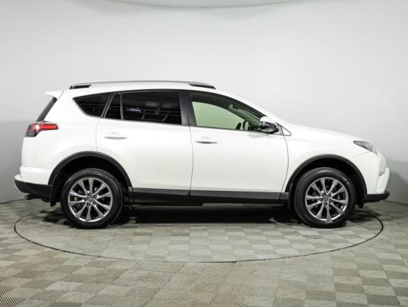 Toyota RAV4 IV (XA40) Рестайлинг с пробегом 2016 года, цена 2 449 700 рублей, 97652 км, внедорожник, Автокод Объявления