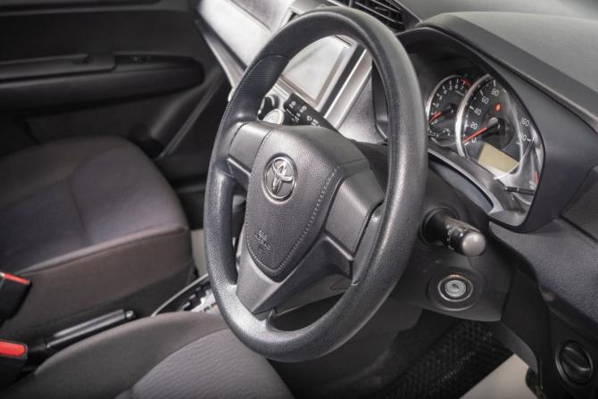 Toyota Corolla XI (E160 E170) Рестайлинг 2 с пробегом 2018 года, цена 1 349 000 рублей, 57000 км, универсал, Автокод Объявления