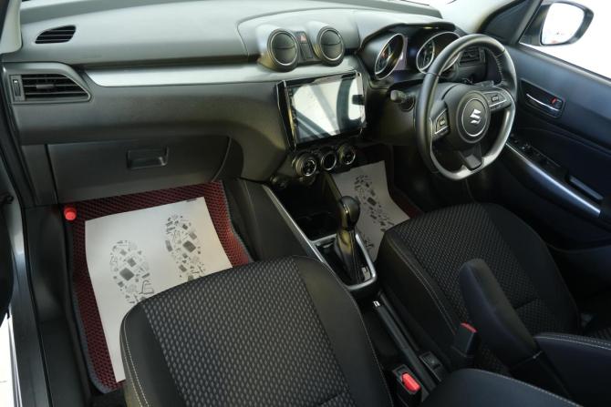 Suzuki Swift V с пробегом 2020 года, цена 1 469 000 рублей, 53600 км, хэтчбек, Автокод Объявления