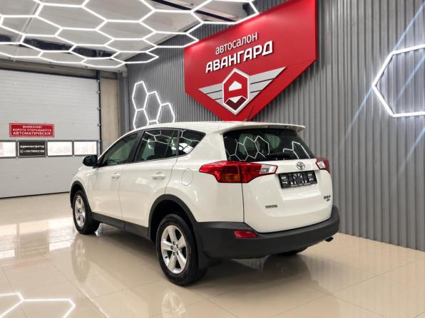 Toyota RAV4 IV (XA40) с пробегом 2013 года, цена 1 700 000 рублей, 233360 км, внедорожник, Автокод Объявления