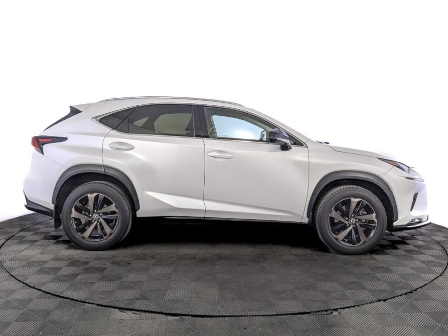 Lexus NX I Рестайлинг Москва  - изображение 4