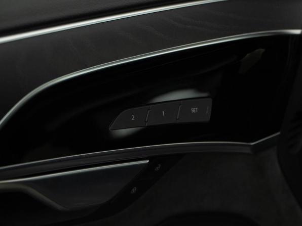 Audi A8 IV (D5) с пробегом 2019 года, цена 3 649 055 рублей, 135802 км, седан, Автокод Объявления