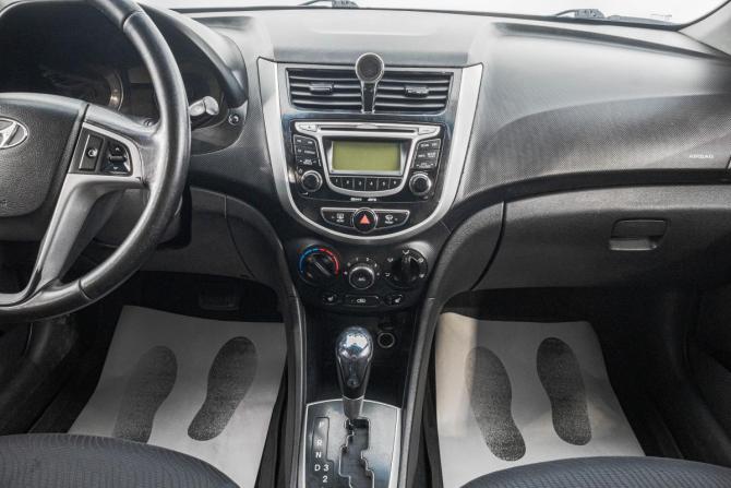 Hyundai Solaris I с пробегом 2011 года, цена 699 000 рублей, 162000 км, седан, Автокод Объявления