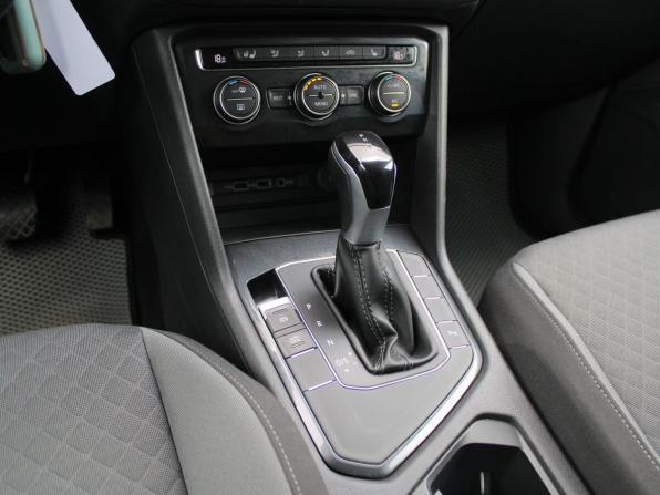 Volkswagen Tiguan II с пробегом 2019 года, цена 2 450 000 рублей, 125000 км, внедорожник, Автокод Объявления