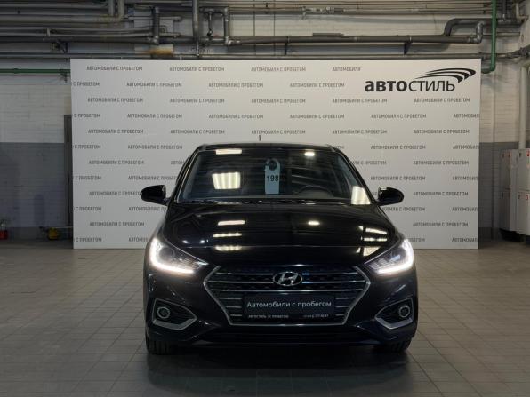 Hyundai Solaris II с пробегом 2019 года, цена 1 239 000 рублей, 102686 км, седан, Автокод Объявления