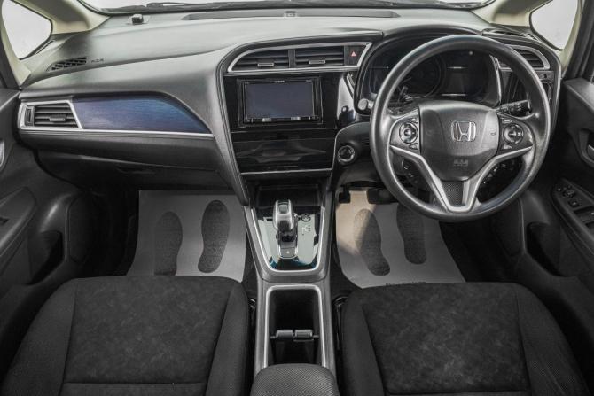 Honda Shuttle II с пробегом 2018 года, цена 1 299 000 рублей, 165900 км, универсал, Автокод Объявления
