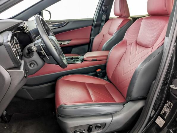 Lexus NX II с пробегом 2022 года, цена 5 500 000 рублей, 50296 км, внедорожник, Автокод Объявления
