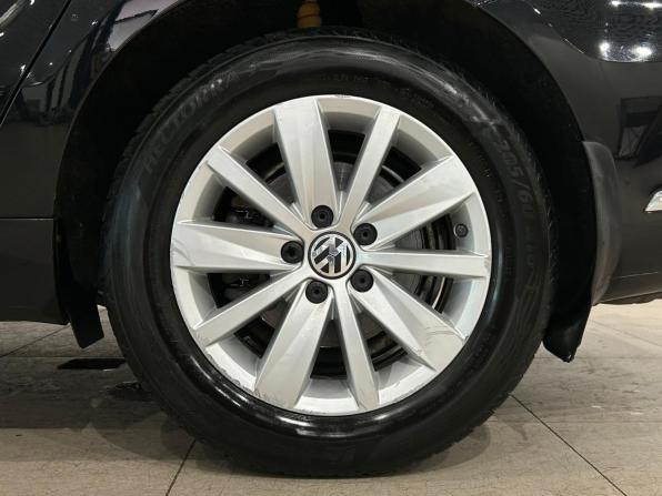 Volkswagen Passat B7 с пробегом 2013 года, цена 969 000 рублей, 241440 км, седан, Автокод Объявления