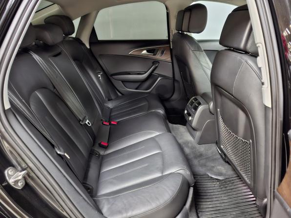 Audi A6 IV (C7) Рестайлинг с пробегом 2015 года, цена 1 549 000 рублей, 308250 км, седан, Автокод Объявления