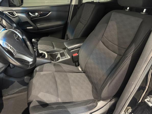Nissan Qashqai II с пробегом 2017 года, цена 1 135 000 рублей, 131001 км, внедорожник, Автокод Объявления