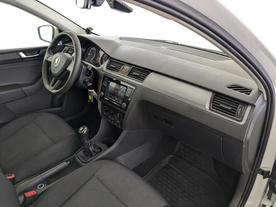 Skoda Rapid I Рестайлинг Москва  - изображение 11