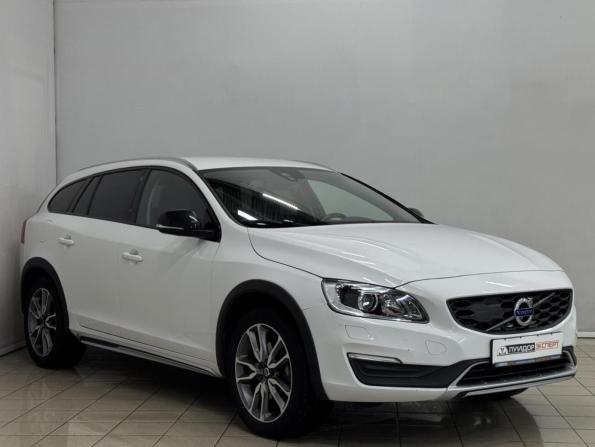 Volvo V60 Cross Country I с пробегом 2018 года, цена 2 299 000 рублей, 80563 км, универсал, Автокод Объявления