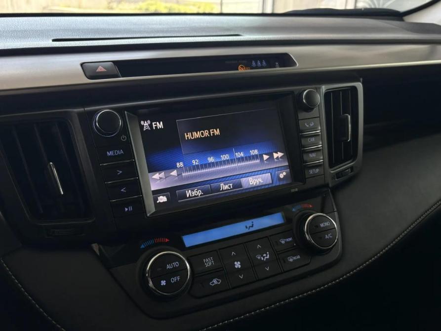 Toyota RAV4 IV (XA40) Рестайлинг Крым  - изображение 12