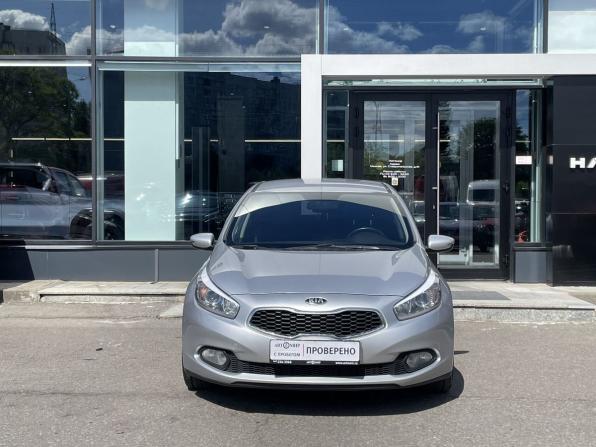 Kia Ceed II с пробегом 2013 года, цена 889 000 рублей, 201152 км, хэтчбек, Автокод Объявления