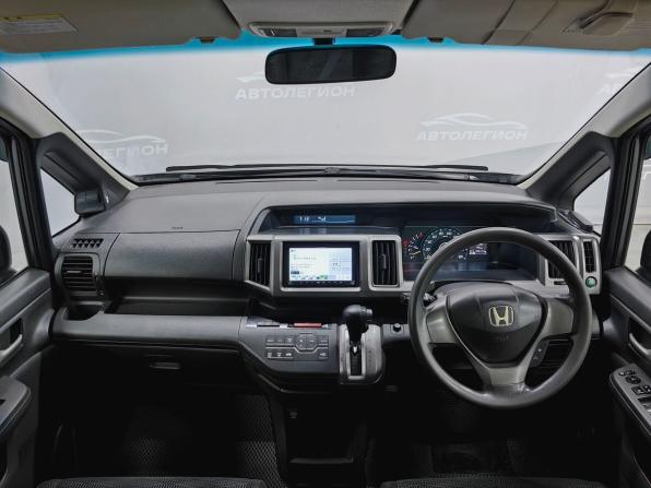 Honda Stepwgn IV с пробегом 2012 года, цена 1 320 000 рублей, 252140 км, минивэн, Автокод Объявления