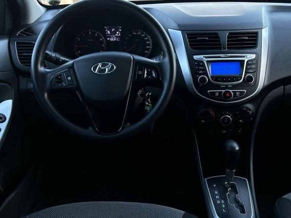 Hyundai Solaris I с пробегом 2012 года, цена 929 000 рублей, 166341 км, седан, Автокод Объявления