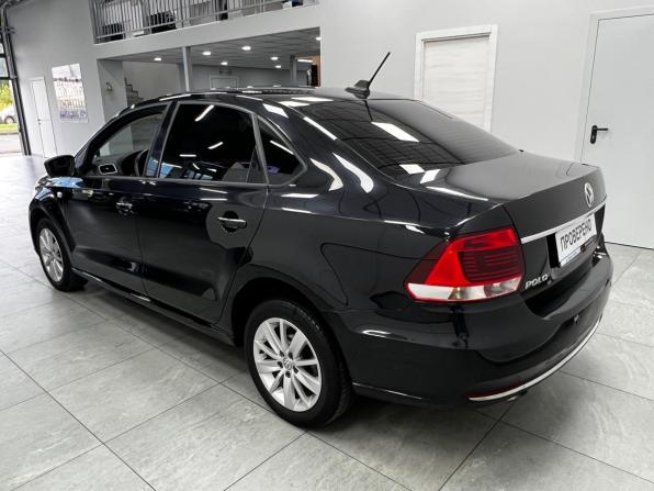 Volkswagen Polo V Рестайлинг с пробегом 2018 года, цена 950 000 рублей, 208708 км, седан, Автокод Объявления