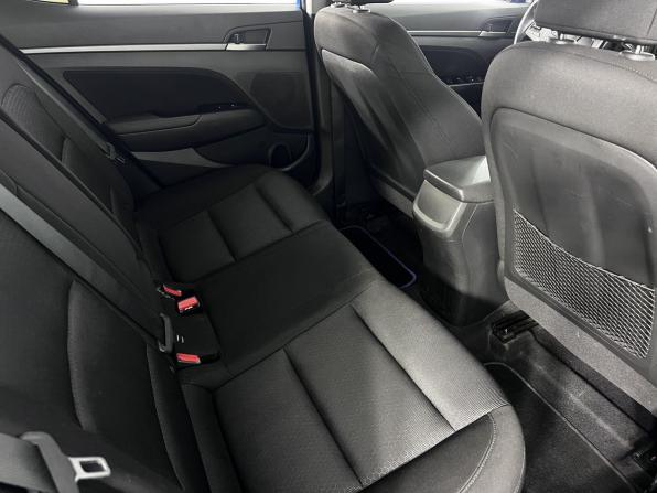 Hyundai Elantra VI (AD) с пробегом 2017 года, цена 1 699 000 рублей, 90133 км, седан, Автокод Объявления