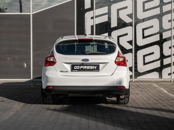 Ford Focus III с пробегом 2014 года, цена 870 000 рублей, 176201 км, хэтчбек, Автокод Объявления