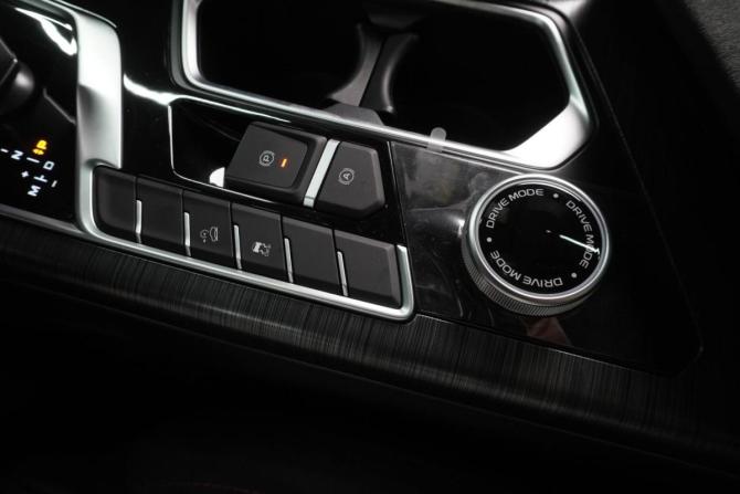Geely Tugella I Рестайлинг с пробегом 2023 года, цена 4 240 000 рублей, 45 км, внедорожник, Автокод Объявления