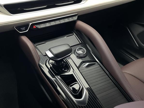 Geely Monjaro I с пробегом 2023 года, цена 3 350 000 рублей, 35000 км, внедорожник, Автокод Объявления