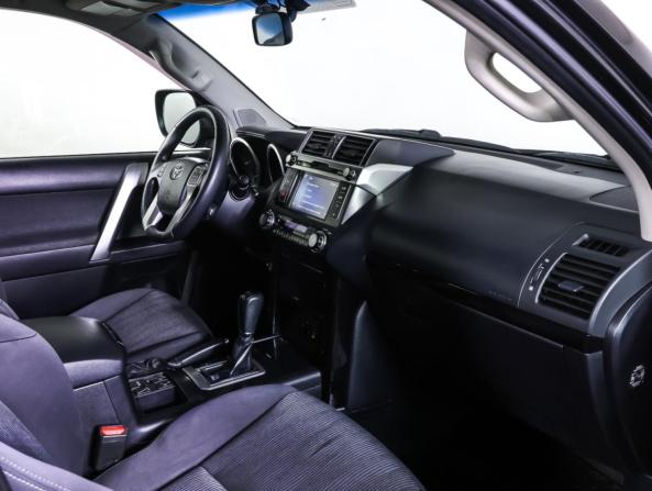 Toyota Land Cruiser Prado 150 Series Рестайлинг 1 с пробегом 2013 года, цена 3 688 000 рублей, 114315 км, внедорожник, Автокод Объявления