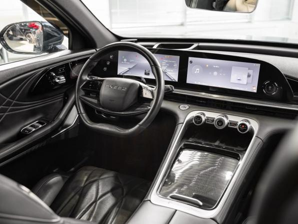 Exeed RX с пробегом 2023 года, цена 2 370 000 рублей, 122500 км, внедорожник, Автокод Объявления
