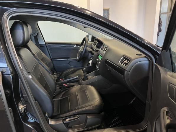 Volkswagen Jetta VI с пробегом 2012 года, цена 1 000 000 рублей, 107564 км, седан, Автокод Объявления