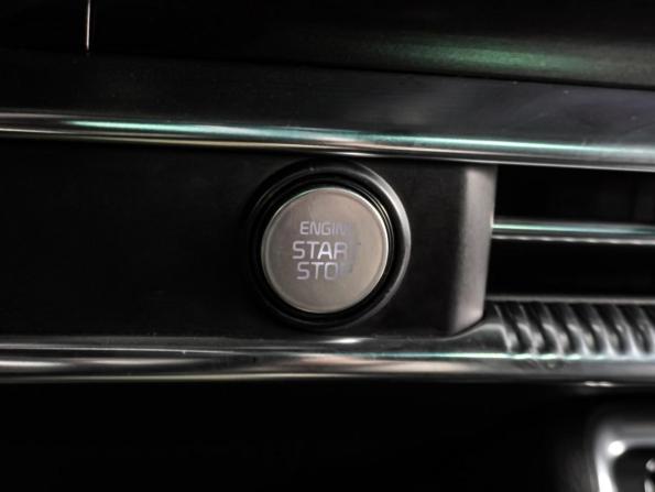 Kia K5 III с пробегом 2020 года, цена 2 824 000 рублей, 66880 км, седан, Автокод Объявления