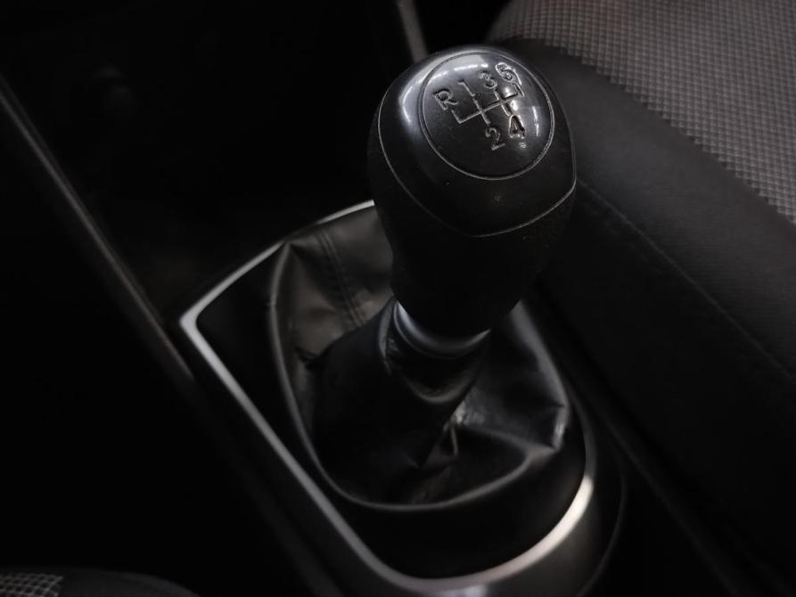 Hyundai Solaris I Санкт-Петербург  - изображение 13