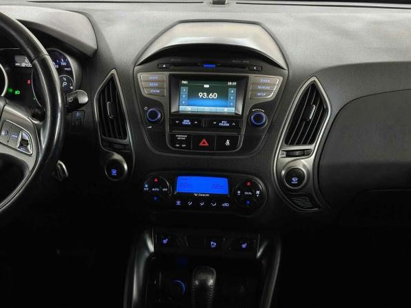 Hyundai ix35 I Рестайлинг с пробегом 2014 года, цена 1 200 000 рублей, 184353 км, внедорожник, Автокод Объявления
