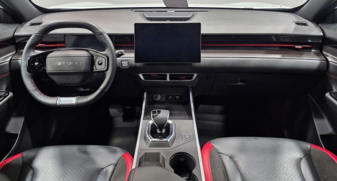 JETOUR DASHING I с пробегом 2024 года, цена 2 180 000 рублей, 17175 км, внедорожник, Автокод Объявления