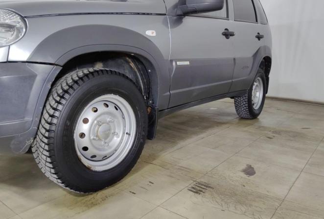 Chevrolet Niva I Рестайлинг с пробегом 2013 года, цена 515 000 рублей, 126060 км, внедорожник, Автокод Объявления