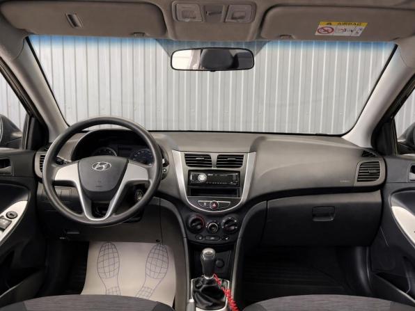 Hyundai Solaris I Рестайлинг с пробегом 2015 года, цена 957 000 рублей, 104286 км, седан, Автокод Объявления