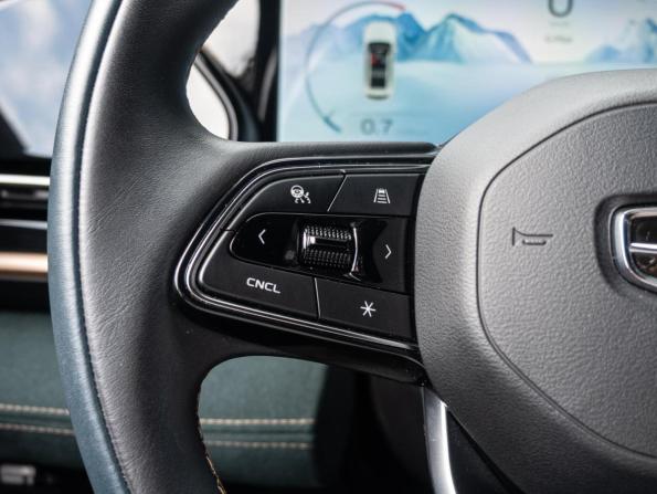Geely Monjaro I с пробегом 2023 года, цена 3 050 000 рублей, 56169 км, внедорожник, Автокод Объявления