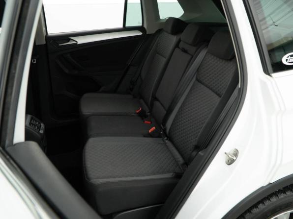 Volkswagen Tiguan II с пробегом 2017 года, цена 2 098 999 рублей, 151834 км, внедорожник, Автокод Объявления