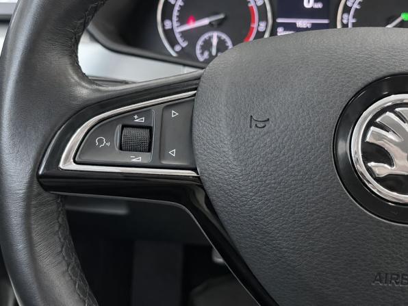 Skoda Superb III с пробегом 2016 года, цена 2 099 000 рублей, 142354 км, лифтбек, Автокод Объявления