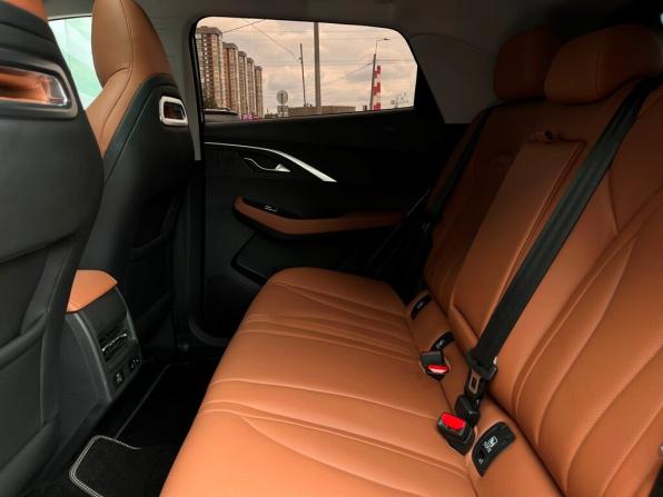 Omoda C5 I с пробегом 2023 года, цена 2 066 800 рублей, 52584 км, внедорожник, Автокод Объявления