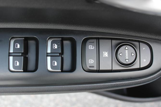 Kia Rio IV с пробегом 2019 года, цена 1 387 000 рублей, 136980 км, седан, Автокод Объявления