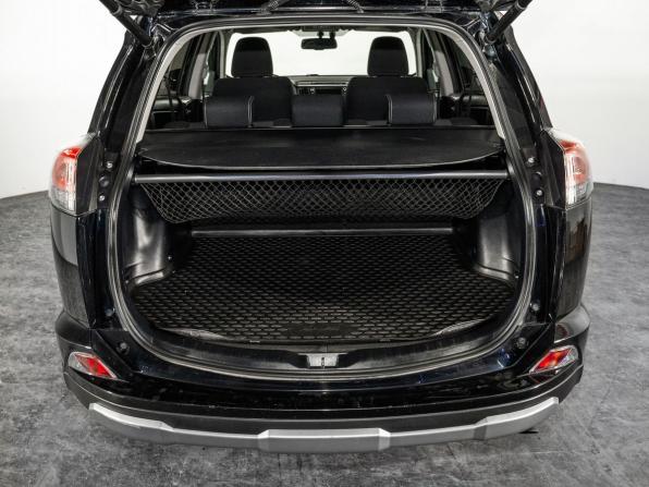 Toyota RAV4 IV (XA40) Рестайлинг с пробегом 2018 года, цена 2 175 000 рублей, 178100 км, внедорожник, Автокод Объявления