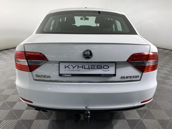 Skoda Superb II Рестайлинг с пробегом 2015 года, цена 1 260 000 рублей, 186231 км, лифтбек, Автокод Объявления
