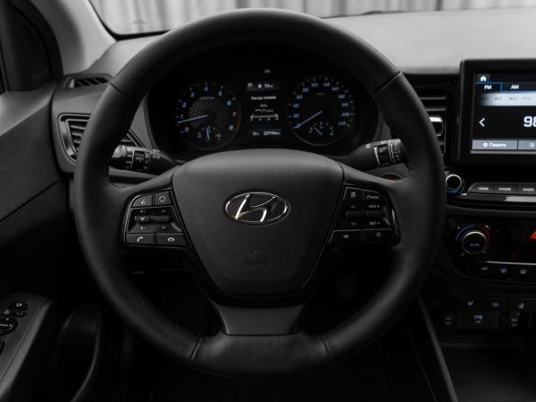 Hyundai Solaris II Рестайлинг с пробегом 2020 года, цена 1 420 000 рублей, 227061 км, седан, Автокод Объявления